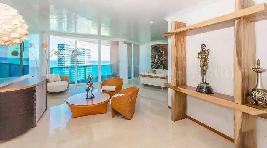 300 South Pointe Drive,Miami Beach,Florida 33139,United States,2 Bedrooms Bedrooms,2 BathroomsBathrooms,Residential,300 South Pointe Drive,187220