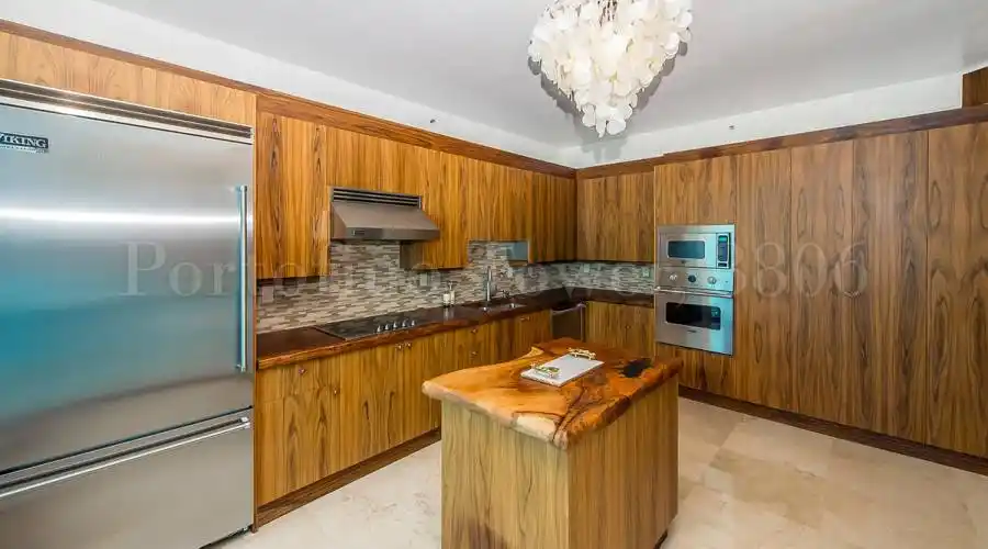 300 South Pointe Drive,Miami Beach,Florida 33139,United States,2 Bedrooms Bedrooms,2 BathroomsBathrooms,Residential,300 South Pointe Drive,187220