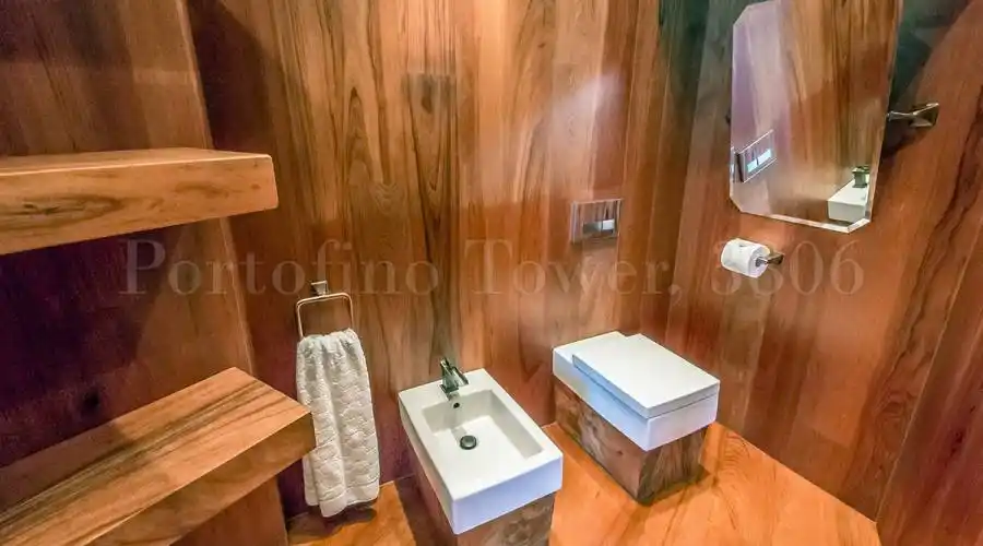 300 South Pointe Drive,Miami Beach,Florida 33139,United States,2 Bedrooms Bedrooms,2 BathroomsBathrooms,Residential,300 South Pointe Drive,187220