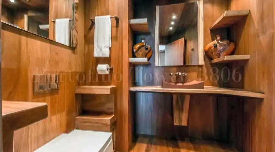 300 South Pointe Drive,Miami Beach,Florida 33139,United States,2 Bedrooms Bedrooms,2 BathroomsBathrooms,Residential,300 South Pointe Drive,187220