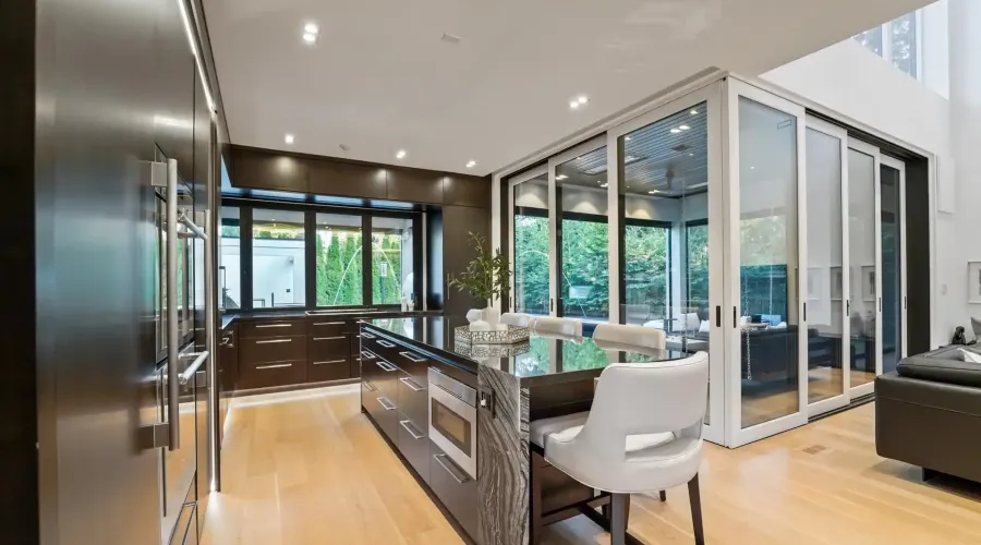 2488 Lakeshore Road E, Oakville, Ontario, L6J 6G2, Canada, 4 Bedrooms Bedrooms, ,6 BathroomsBathrooms,Residential,For Sale,Lakeshore Road E,1912837