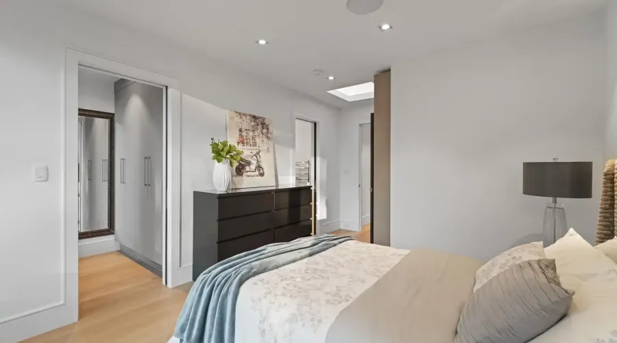 2488 Lakeshore Road E, Oakville, Ontario, L6J 6G2, Canada, 4 Bedrooms Bedrooms, ,6 BathroomsBathrooms,Residential,For Sale,Lakeshore Road E,1912837