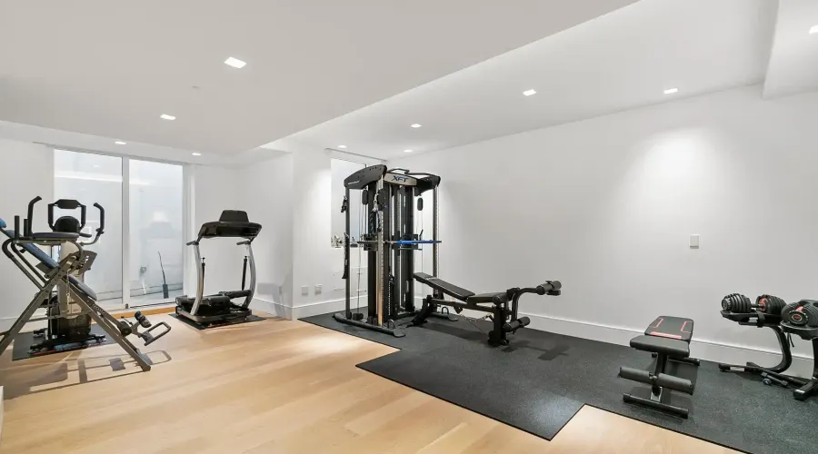 2488 Lakeshore Road E, Oakville, Ontario, L6J 6G2, Canada, 4 Bedrooms Bedrooms, ,6 BathroomsBathrooms,Residential,For Sale,Lakeshore Road E,1912837