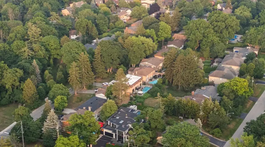 2488 Lakeshore Road E, Oakville, Ontario, L6J 6G2, Canada, 4 Bedrooms Bedrooms, ,6 BathroomsBathrooms,Residential,For Sale,Lakeshore Road E,1912837