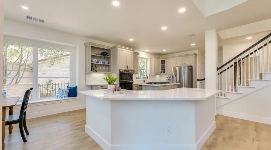 38 Cottondale Rd, The Hills, Texas, 78738, United States, 4 Bedrooms Bedrooms, ,3 BathroomsBathrooms,Single family home,For Sale,Cottondale Rd,1913064
