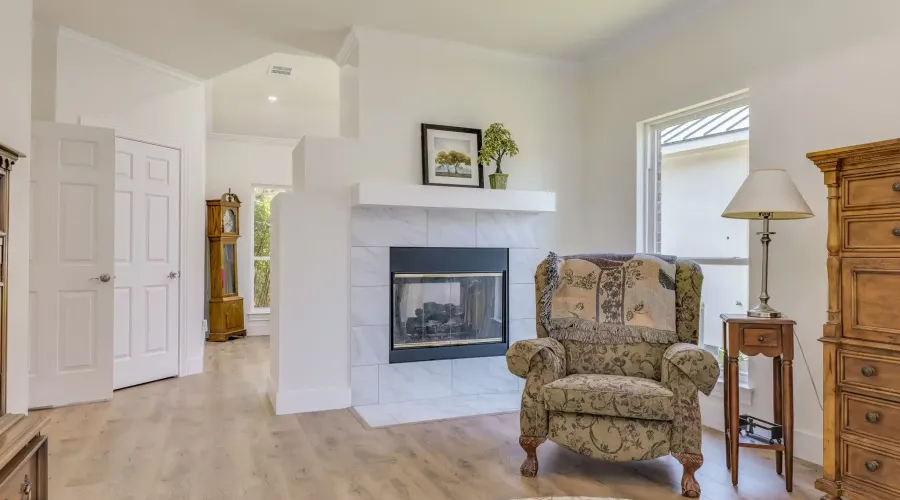 38 Cottondale Rd, The Hills, Texas, 78738, United States, 4 Bedrooms Bedrooms, ,3 BathroomsBathrooms,Single family home,For Sale,Cottondale Rd,1913064