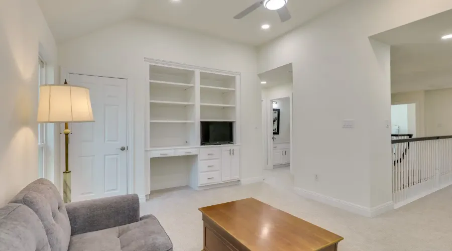 38 Cottondale Rd, The Hills, Texas, 78738, United States, 4 Bedrooms Bedrooms, ,3 BathroomsBathrooms,Single family home,For Sale,Cottondale Rd,1913064