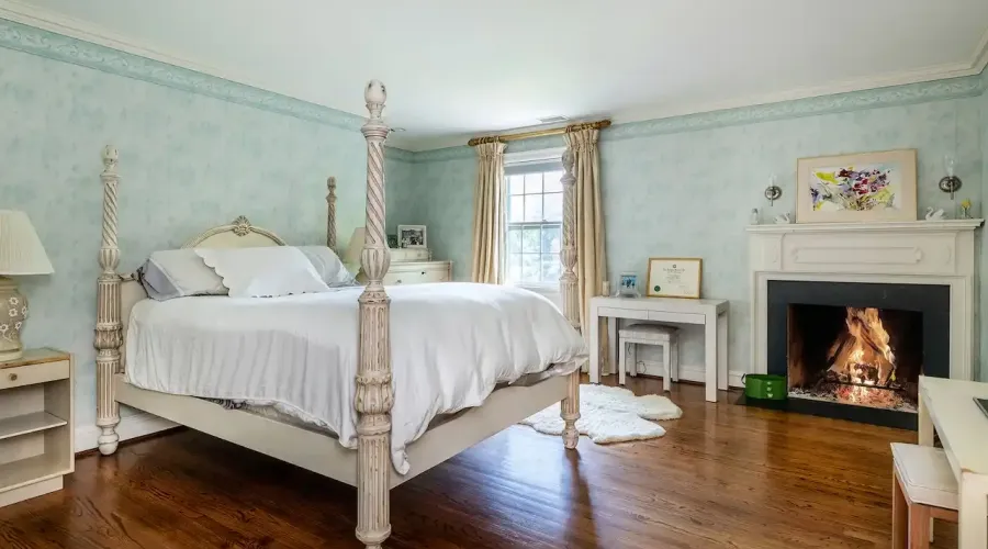 Seherr Thoss Drive, Litchfield, Connecticut, 06759, United States, 7 Bedrooms Bedrooms, 16 Rooms Rooms,6 BathroomsBathrooms,Residential,For Sale,Seherr Thoss,1914645