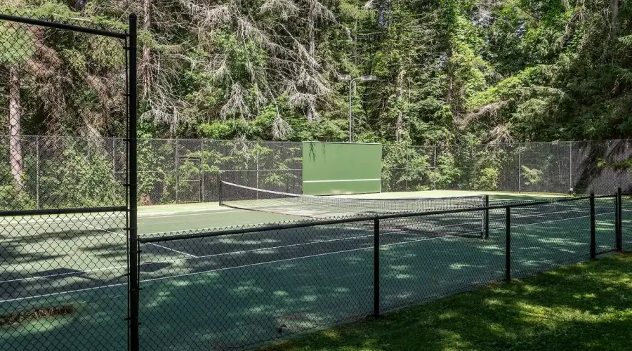 Seherr Thoss Drive, Litchfield, Connecticut, 06759, United States, 7 Bedrooms Bedrooms, 16 Rooms Rooms,6 BathroomsBathrooms,Residential,For Sale,Seherr Thoss,1914645