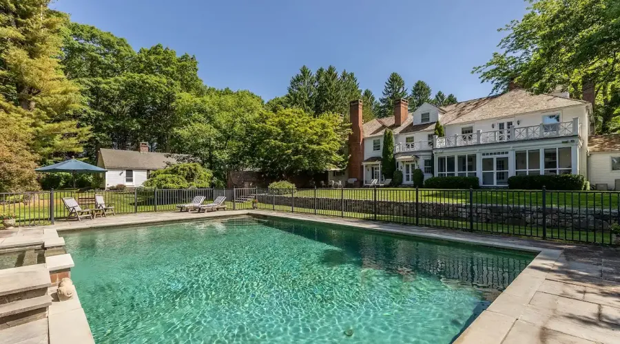 Seherr Thoss Drive, Litchfield, Connecticut, 06759, United States, 7 Bedrooms Bedrooms, 16 Rooms Rooms,6 BathroomsBathrooms,Residential,For Sale,Seherr Thoss,1914645