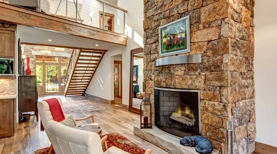 131 Windwood,Breckenridge,Colorado 80424,United States,6 Bedrooms Bedrooms,10 Rooms Rooms,6 BathroomsBathrooms,Residential,Windwood,187972