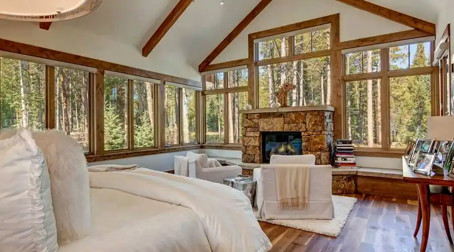 131 Windwood,Breckenridge,Colorado 80424,United States,6 Bedrooms Bedrooms,10 Rooms Rooms,6 BathroomsBathrooms,Residential,Windwood,187972