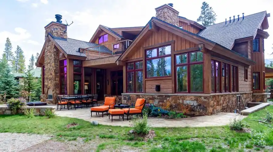 131 Windwood,Breckenridge,Colorado 80424,United States,6 Bedrooms Bedrooms,10 Rooms Rooms,6 BathroomsBathrooms,Residential,Windwood,187972