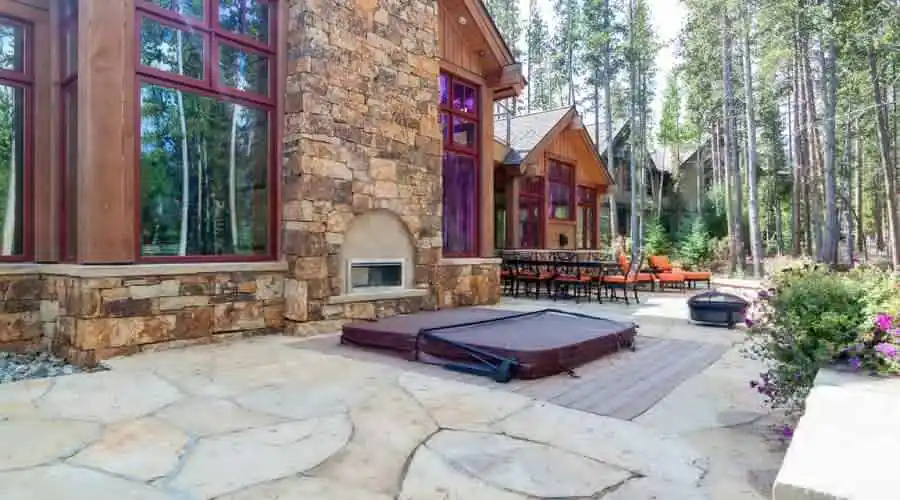 131 Windwood,Breckenridge,Colorado 80424,United States,6 Bedrooms Bedrooms,10 Rooms Rooms,6 BathroomsBathrooms,Residential,Windwood,187972