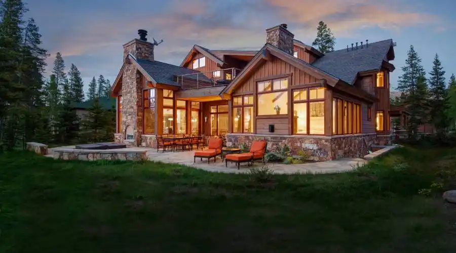 131 Windwood,Breckenridge,Colorado 80424,United States,6 Bedrooms Bedrooms,10 Rooms Rooms,6 BathroomsBathrooms,Residential,Windwood,187972
