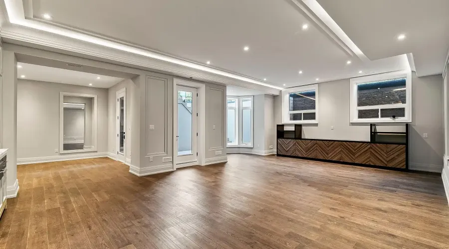 321 Morden Road, Oakville, Ontario, L6K 2S6, Canada, 4 Bedrooms Bedrooms, ,7 BathroomsBathrooms,Residential,For Sale,1922754