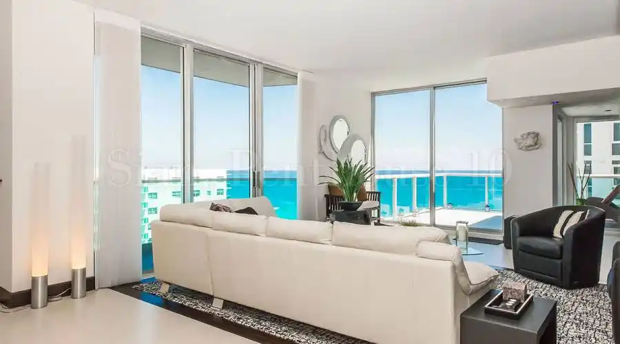 4001 South Ocean Drive,Hollywood,Florida 33019,United States,3 Bedrooms Bedrooms,2 BathroomsBathrooms,Residential,4001 South Ocean Drive,17,188270