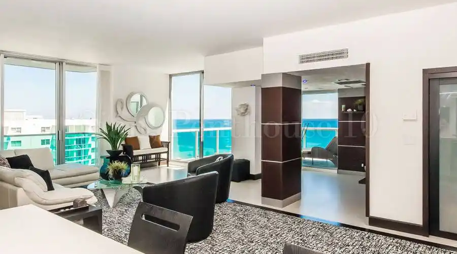 4001 South Ocean Drive,Hollywood,Florida 33019,United States,3 Bedrooms Bedrooms,2 BathroomsBathrooms,Residential,4001 South Ocean Drive,17,188270