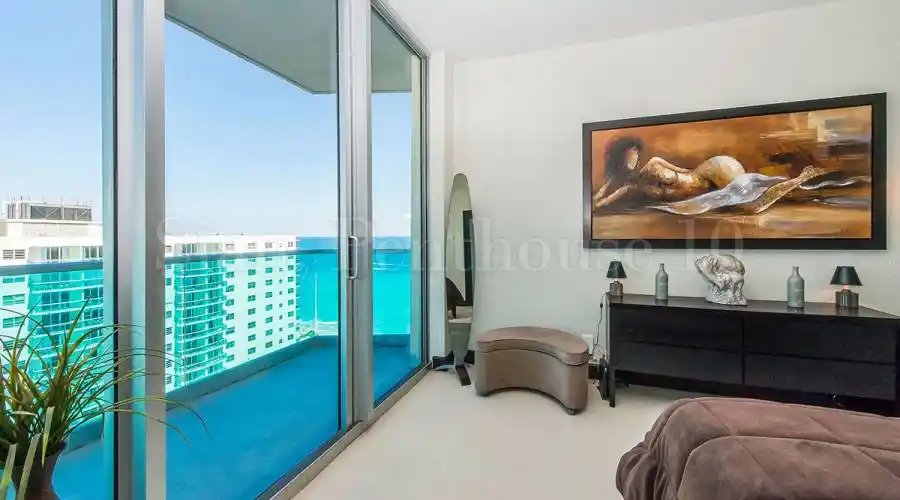 4001 South Ocean Drive,Hollywood,Florida 33019,United States,3 Bedrooms Bedrooms,2 BathroomsBathrooms,Residential,4001 South Ocean Drive,17,188270