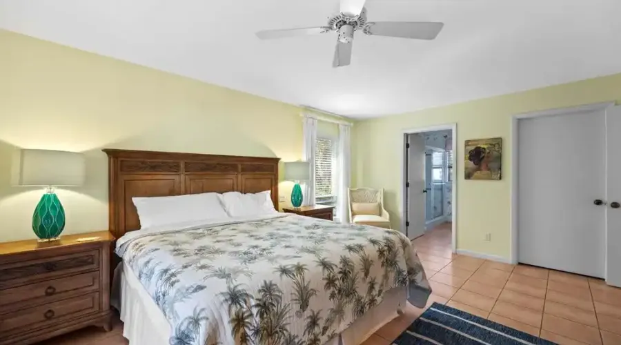 702 Pyrula Avenue, Sanibel, Florida, 33957, United States, 3 Bedrooms Bedrooms, 10 Rooms Rooms,2 BathroomsBathrooms,Residential,For Sale,Pyrula,1926723