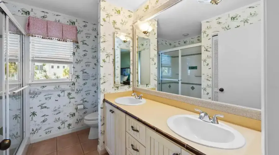 702 Pyrula Avenue, Sanibel, Florida, 33957, United States, 3 Bedrooms Bedrooms, 10 Rooms Rooms,2 BathroomsBathrooms,Residential,For Sale,Pyrula,1926723