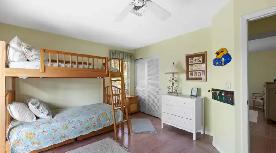 702 Pyrula Avenue, Sanibel, Florida, 33957, United States, 3 Bedrooms Bedrooms, 10 Rooms Rooms,2 BathroomsBathrooms,Residential,For Sale,Pyrula,1926723