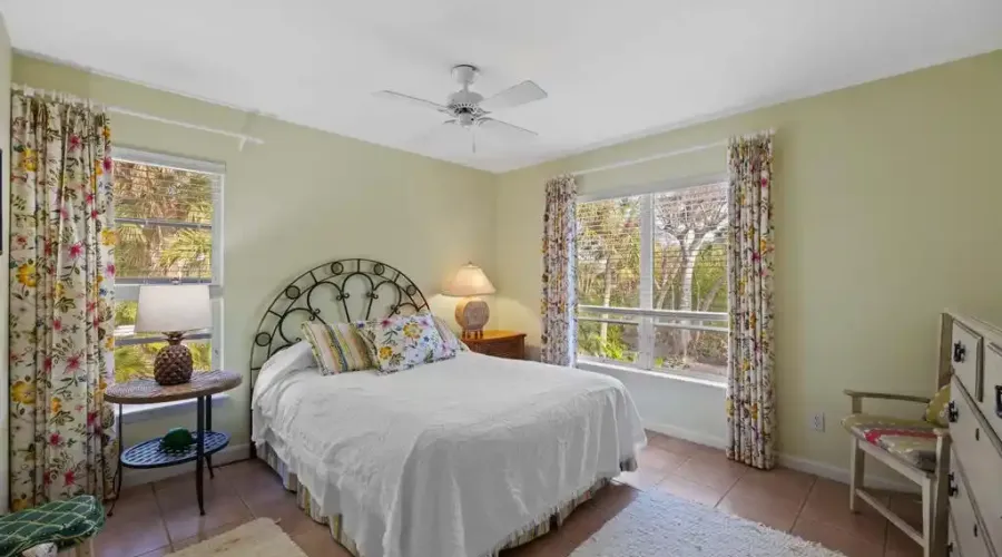 702 Pyrula Avenue, Sanibel, Florida, 33957, United States, 3 Bedrooms Bedrooms, 10 Rooms Rooms,2 BathroomsBathrooms,Residential,For Sale,Pyrula,1926723