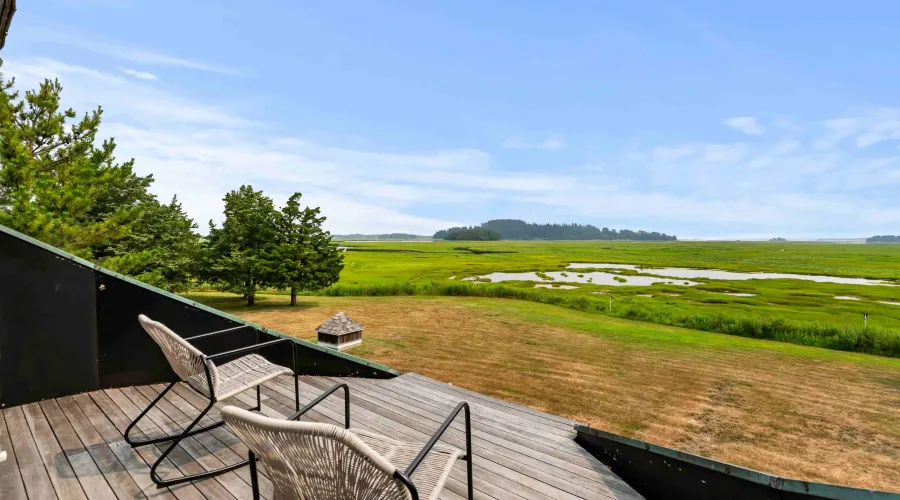 Essex, Massachusetts, United States, 3 Bedrooms Bedrooms, 5 Rooms Rooms,1 BathroomBathrooms,Residential,For Sale,1933909