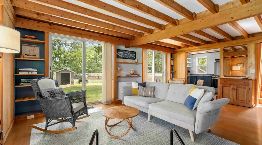 Essex, Massachusetts, United States, 3 Bedrooms Bedrooms, 5 Rooms Rooms,1 BathroomBathrooms,Residential,For Sale,1933909
