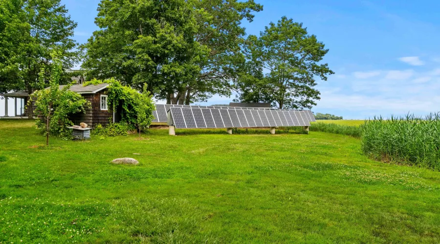Essex, Massachusetts, United States, 3 Bedrooms Bedrooms, 5 Rooms Rooms,1 BathroomBathrooms,Residential,For Sale,1933909