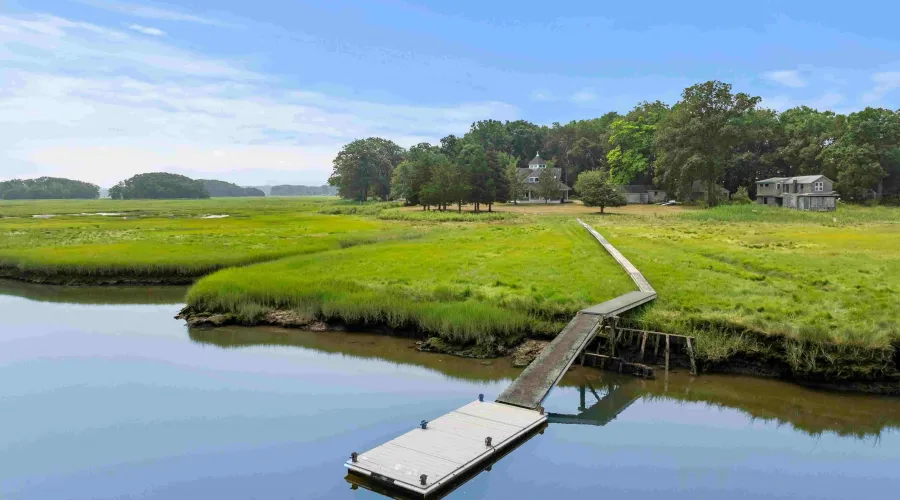 Essex, Massachusetts, United States, 3 Bedrooms Bedrooms, 5 Rooms Rooms,1 BathroomBathrooms,Residential,For Sale,1933909