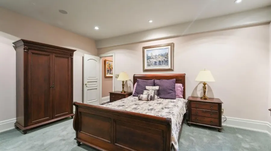 10140 Pineview Trail, Milton, Ontario, L0P 1B0, Canada, 3 Bedrooms Bedrooms, ,8 BathroomsBathrooms,Residential,For Sale,1933911