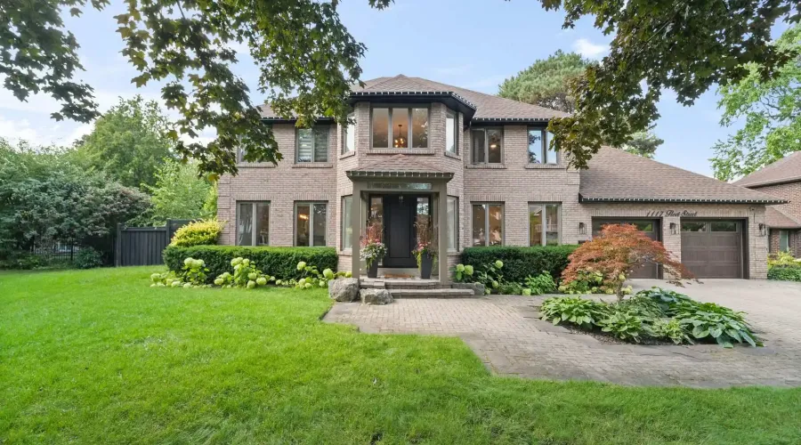 1117 Fleet Street, Mississauga, Ontario, L5H 3P4, Canada, 4 Bedrooms Bedrooms, ,4 BathroomsBathrooms,Residential,For Sale,1936172