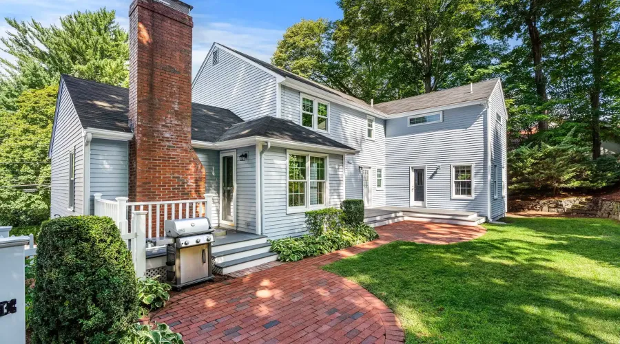 45 Hancock St, Lexington, Massachusetts, 02420, United States, 5 Bedrooms Bedrooms, 11 Rooms Rooms,3 BathroomsBathrooms,Residential,For Sale,Hancock,1936175