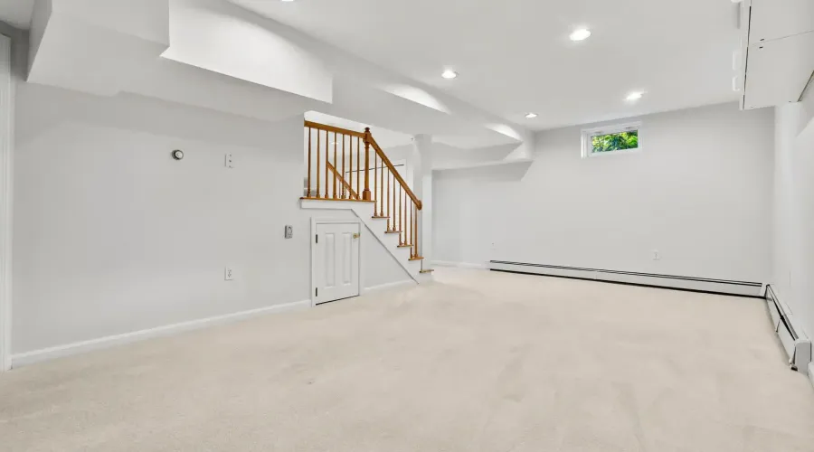 45 Hancock St, Lexington, Massachusetts, 02420, United States, 5 Bedrooms Bedrooms, 11 Rooms Rooms,3 BathroomsBathrooms,Residential,For Sale,Hancock,1936175