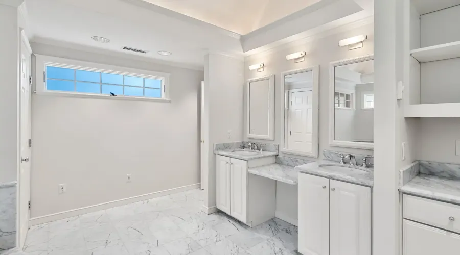 45 Hancock St, Lexington, Massachusetts, 02420, United States, 5 Bedrooms Bedrooms, 11 Rooms Rooms,3 BathroomsBathrooms,Residential,For Sale,Hancock,1936175
