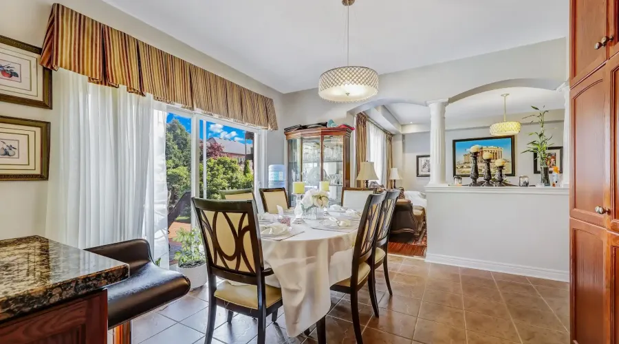 3306 Fox Run Circle, Oakville, Ontario, L6L 6W5, Canada, 4 Bedrooms Bedrooms, ,5 BathroomsBathrooms,Residential,For Sale,1941150