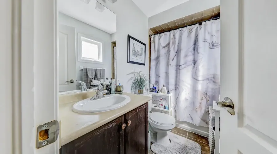 3306 Fox Run Circle, Oakville, Ontario, L6L 6W5, Canada, 4 Bedrooms Bedrooms, ,5 BathroomsBathrooms,Residential,For Sale,1941150