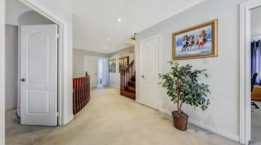 3306 Fox Run Circle, Oakville, Ontario, L6L 6W5, Canada, 4 Bedrooms Bedrooms, ,5 BathroomsBathrooms,Residential,For Sale,1941150
