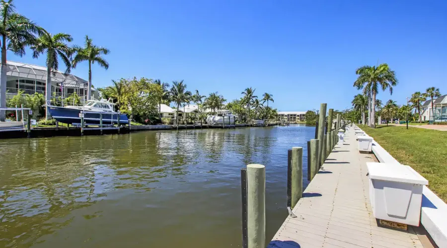 760 Sextant Drive, Sanibel, Florida, 33957, United States, 2 Bedrooms Bedrooms, 7 Rooms Rooms,2 BathroomsBathrooms,Waterfront,For Sale,Mariner Pointe,Sextant,3,1941395