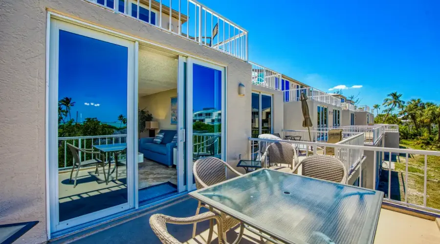 200 Periwinkle Way, Sanibel, Florida, 33957, United States, 3 Bedrooms Bedrooms, 10 Rooms Rooms,2 BathroomsBathrooms,Condo,For Sale,Lighthouse Point,Periwinkle,2,1941396