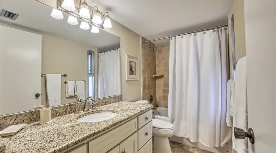 200 Periwinkle Way, Sanibel, Florida, 33957, United States, 3 Bedrooms Bedrooms, 10 Rooms Rooms,2 BathroomsBathrooms,Condo,For Sale,Lighthouse Point,Periwinkle,2,1941396