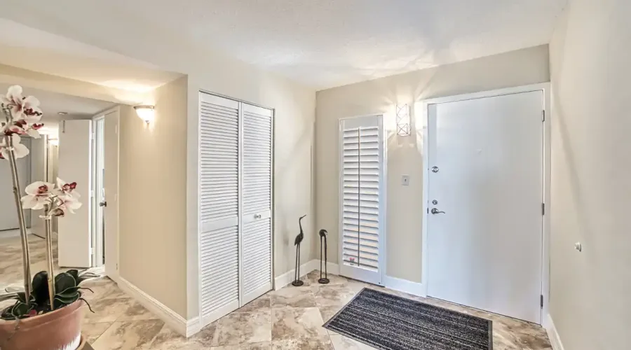 200 Periwinkle Way, Sanibel, Florida, 33957, United States, 3 Bedrooms Bedrooms, 10 Rooms Rooms,2 BathroomsBathrooms,Condo,For Sale,Lighthouse Point,Periwinkle,2,1941396