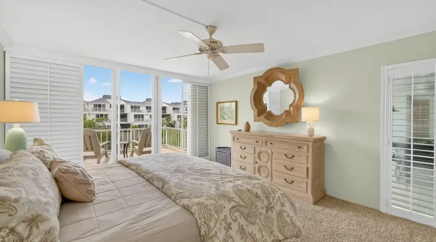 200 Periwinkle Way, Sanibel, Florida, 33957, United States, 3 Bedrooms Bedrooms, 8 Rooms Rooms,2 BathroomsBathrooms,Waterfront,For Sale,Lighthouse Point,Periwinkle,2,1941397