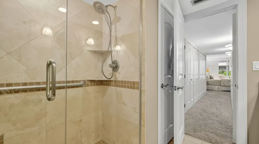 200 Periwinkle Way, Sanibel, Florida, 33957, United States, 3 Bedrooms Bedrooms, 8 Rooms Rooms,2 BathroomsBathrooms,Waterfront,For Sale,Lighthouse Point,Periwinkle,2,1941397