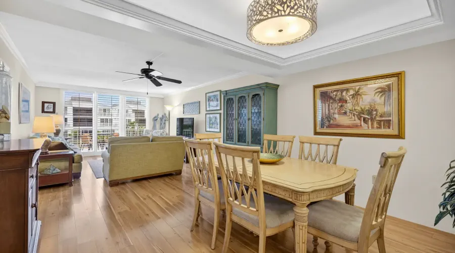 200 Periwinkle Way, Sanibel, Florida, 33957, United States, 3 Bedrooms Bedrooms, 8 Rooms Rooms,2 BathroomsBathrooms,Waterfront,For Sale,Lighthouse Point,Periwinkle,2,1941397