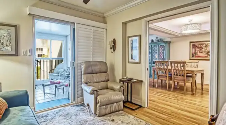 200 Periwinkle Way, Sanibel, Florida, 33957, United States, 3 Bedrooms Bedrooms, 8 Rooms Rooms,2 BathroomsBathrooms,Waterfront,For Sale,Lighthouse Point,Periwinkle,2,1941397