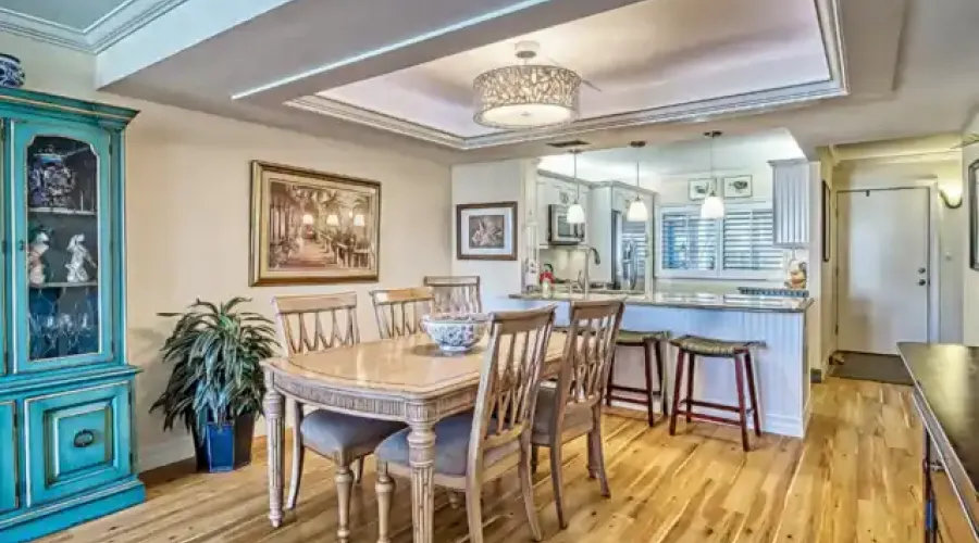200 Periwinkle Way, Sanibel, Florida, 33957, United States, 3 Bedrooms Bedrooms, 8 Rooms Rooms,2 BathroomsBathrooms,Waterfront,For Sale,Lighthouse Point,Periwinkle,2,1941397
