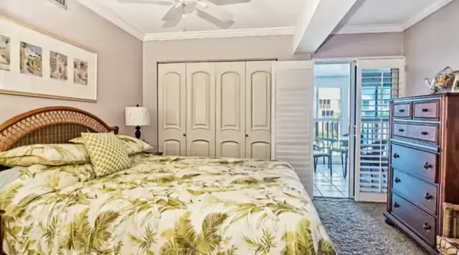 200 Periwinkle Way, Sanibel, Florida, 33957, United States, 3 Bedrooms Bedrooms, 8 Rooms Rooms,2 BathroomsBathrooms,Waterfront,For Sale,Lighthouse Point,Periwinkle,2,1941397