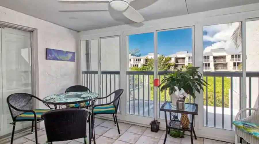 200 Periwinkle Way, Sanibel, Florida, 33957, United States, 3 Bedrooms Bedrooms, 8 Rooms Rooms,2 BathroomsBathrooms,Waterfront,For Sale,Lighthouse Point,Periwinkle,2,1941397